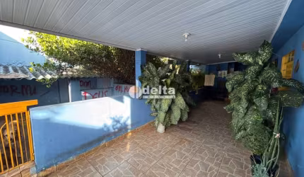 Casa disponível para Venda no bairro Marta Helena em Uberlândia-MG