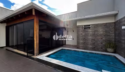 Casa disponível para venda no bairro Segismundo Pereira em Uberlândia MG
