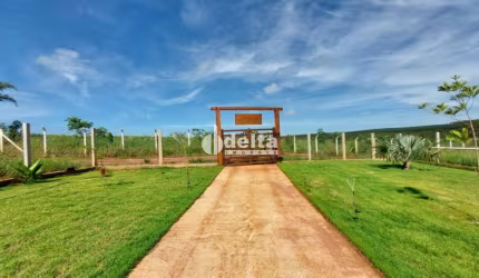 Chácara disponível para venda no bairro Vale do Sol em Uberlândia-MG