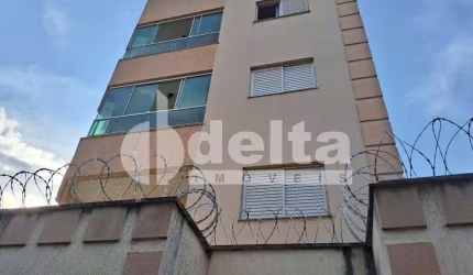 Apartamento mobiliado disponível para locação no bairro Santa Mônica em Uberlândia-MG