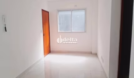 Apartamento disponível para locação no bairro Segismundo Pereira em Uberlândia-MG