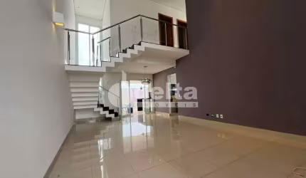 Casa disponível para locação no bairro Vigilato Pereira em Uberlândia-MG.