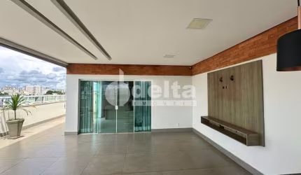 Cobertura disponível para Venda no bairro Vigilato Pereira em Uberlândia-MG