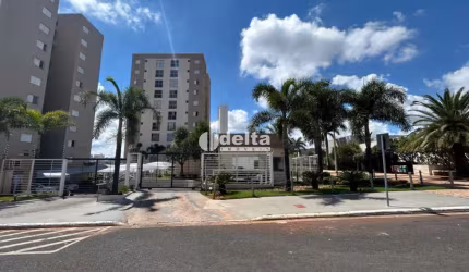 Apartamento mobiliado disponível para locação no bairro Jardim Inconfidência em Uberlândia-MG