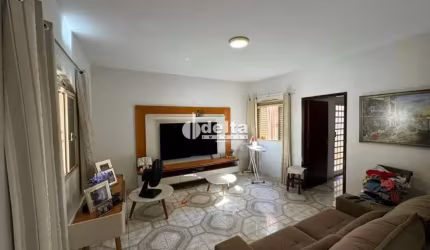 Casa disponível para venda no bairro Custódio Pereira em Uberlândia MG