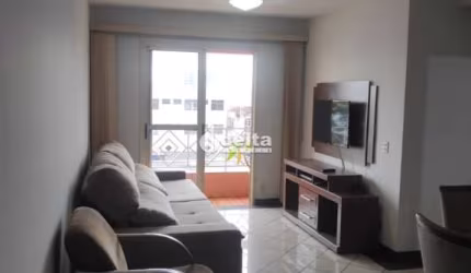 Apartamento mobiliado disponível para locação no bairro Martins em Uberlândia-MG