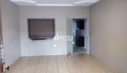 Casa Comercial disponível para locação no bairro Centro em Uberlândia-MG
