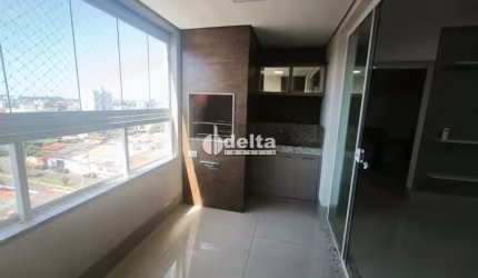 Apartamento disponível para locação no bairro Segismundo Pereira em Uberlândia-MG