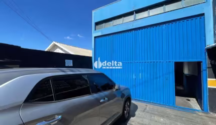 Galpão Comercial disponível para locação no bairro Roosevelt em Uberlândia-MG
