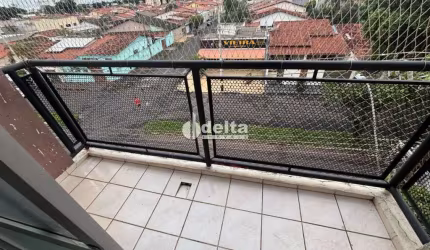Apartamento disponível para venda no bairro Segismundo Pereira em Uberlândia-MG