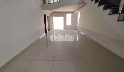 Casa disponível para venda no bairro Karaiba em Uberlândia-MG