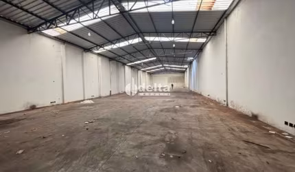Galpão disponível para Locação e Venda no bairro Novo Mundo em Uberlândia-MG