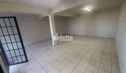 Sala comercial disponível para Locação no bairro Daniel Fonseca em Uberlãndia-MG