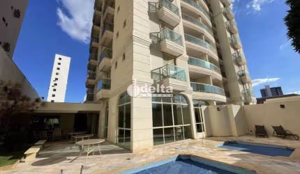 Apartamento com 200m² de área privativa, disponível para Locação no Centro em Uberlândia-MG