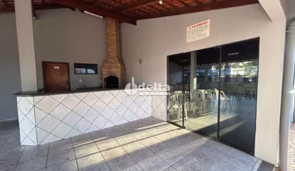 Apartamento disponível para locação no bairro Santa Mônica em Uberlândia-MG
