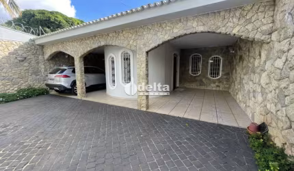 Casa Residencial Padrão em Uberlândia