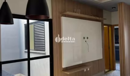 Casa residencial disponível para locação no bairro Novo Mundo em Uberlândia-MG.