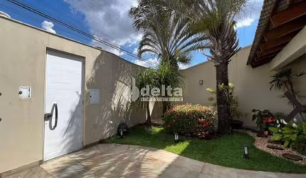Casa residencial disponível para locação e Venda no bairro Tibery em Uberlândia-MG