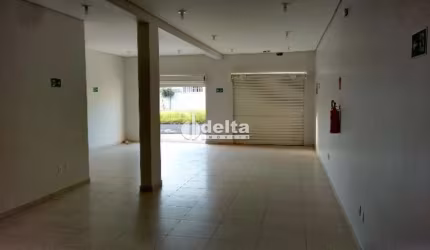 Loja disponível para locação no bairro Nova Uberlândia em Uberlândia-MG