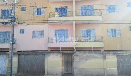 Apartamento disponível para locação no bairro Santa Mônica em Uberlândia-MG