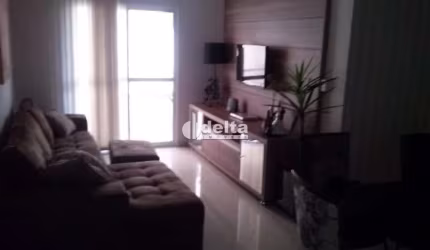 Apartamento mobiliado disponível para locação no bairro Santa Mônica em Uberlândia-MG