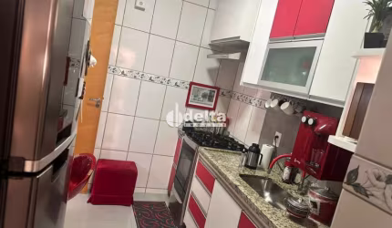 Apartamento disponível para venda no bairro Presidente Roosevelt em Uberlândia-MG