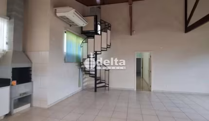 Casa disponível para venda no bairro Santa Mônica em Uberlândia-MG