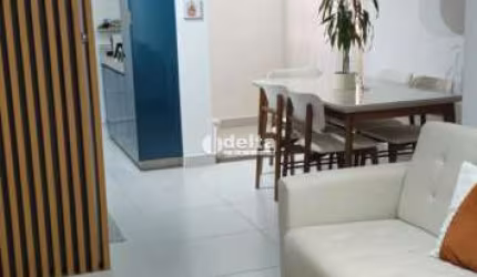 Apartamento residencial disponível para  venda no bairro Martins em Uberlândia-MG