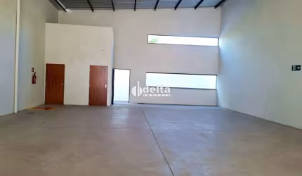 Loja disponível para locação no bairro Martins em Uberlândia-MG