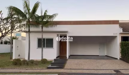 Casa em condomínio disponível para locação na Zona Sul em Uberlândia-MG