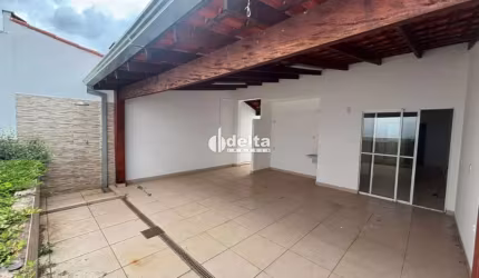 Casa no condomínio TERRA NOVA II disponível para venda em Uberlândia-MG