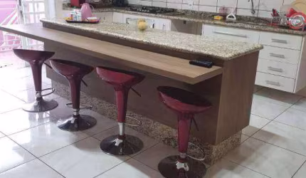 Imóveis Bello Vende Belo Sobrado!! Aceita financiamento Bancário