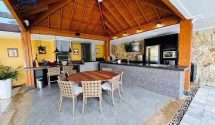 Casa com 4 suítes  à venda, 534 m² de construção - Condomínio Parque das Laranjeiras - Itatiba/SP
