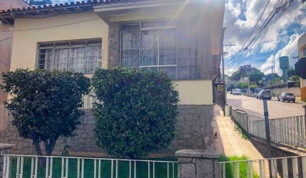Casa com 3 dormitórios à venda, 209 m² por R$ 980.000,00 - Vila Santa Luzia - Itatiba/SP