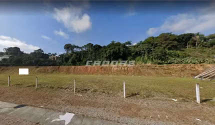Terreno de Esquina - 9.484,20m² - Bairro Itoupava Norte - Blumenau/SC.