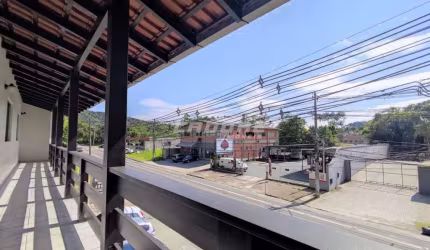 Casa à venda, 5 quartos, 1 suíte, 2 vagas, Valparaíso - Blumenau/SC
