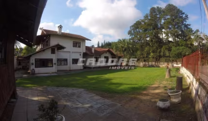 Casa Residencial em Blumenau: Coronel Federsen I Cadore Imóveis