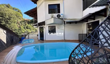 Linda Casa - Bairro Garcia - Blumenau