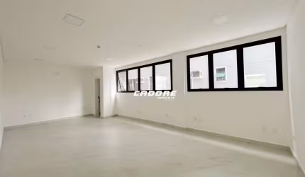 Sala comercial para locação no bairro Velha | Cadore Imóveis