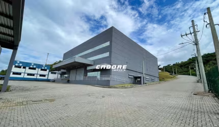 Galpão de aproximadamente 1.282,06m² no bairro Encano em Indaial I Cadore Imóvel