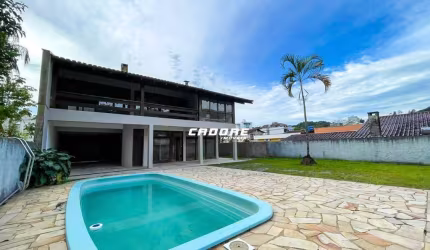 Excelente Casa para locação no bairro Garcia I Cadore Imóveis