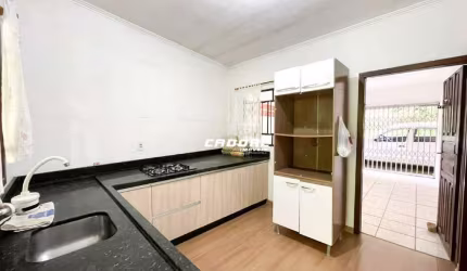Casa para locação no bairro Progresso I Cadore Imóveis