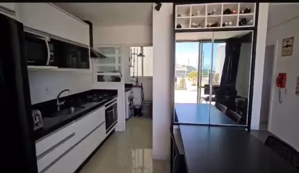 Linda cobertura com escritura pública na praia dos ingleses.