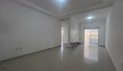 Apartamento a 600 metros da praia dos ingleses