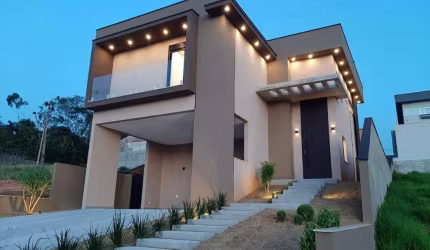 Belíssima Casa Pronta com 4 suítes 4 vagas