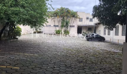 Prédio Comercial para Locação e Venda.