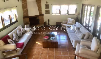 Casa a venda com terreno de 3.620m² na Quinta das Flores!!!
