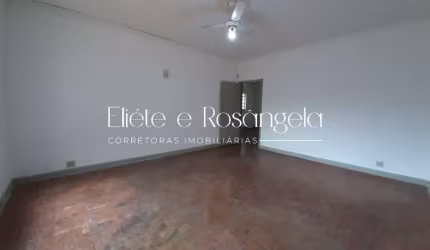 Casa 3 dormitórios uso comercial ou residencial Vila Maria - SJC