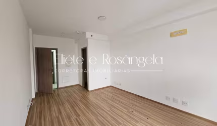 SALA COM 27M² PARA LOCAÇÃO NO ECOTOWER!!