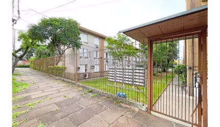 Apartamento para venda  no Bairro Partenon em Porto Alegre